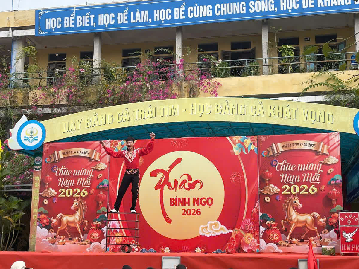 z7612997053450_0b0a1dc635ea0c2d13b5ae4e55935cc2